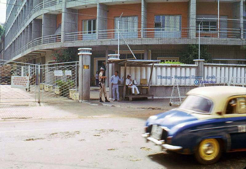Hai-ba-trungg-Hotel-Brinks-1965-66