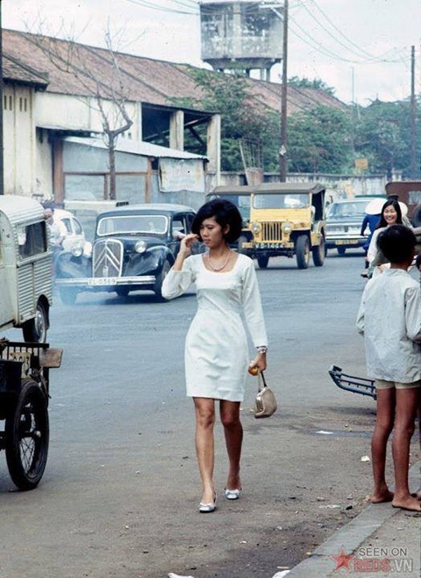  Vẻ đẹp đài các và sang trọng của phụ nữ Sài Gòn xưa.