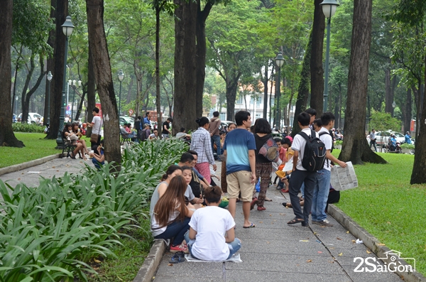 Công viên 30/4 là điểm dừng chân ngắm “rốn” Sài Gòn.