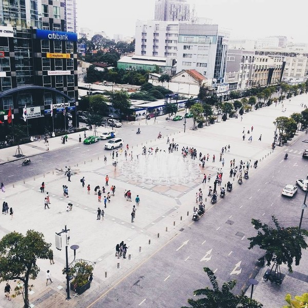 Phố đi bộ Nguyễn Huệ vừa rộng rãi vừa hiện đại vào ban ngày. (Ảnh: Instagram).