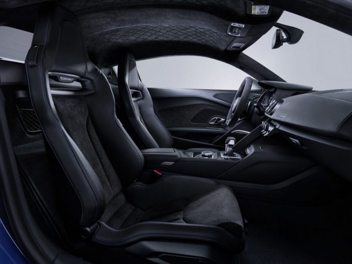 Siêu xe Audi R8 V10 Plus 2021 đầu tiên về Việt Nam Audi R8 2019 chính thức lộ diện với động cơ mạnh mẽ hơn 2019-audi-r8-moi-9.jpg