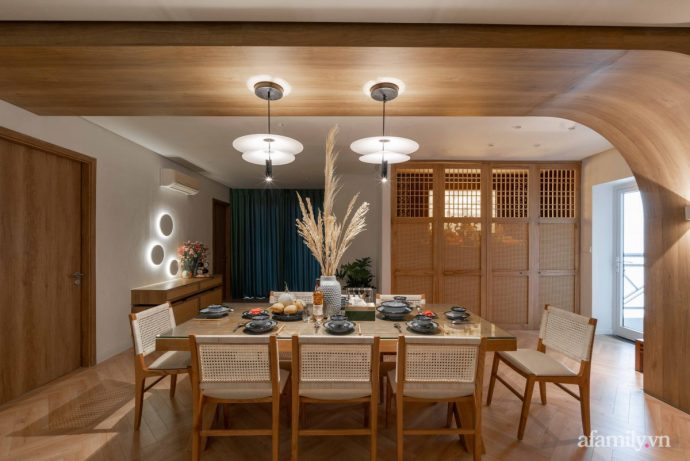Căn hộ 180m² đẹp tinh tế và sang trọng với tông màu gỗ kết hợp sắc trắng hiện đại ở Hoàng Đạo Thúy, Hà Nội - Ảnh 11.