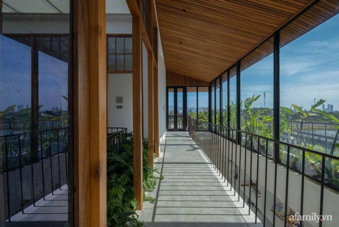 Căn nhà bình yên một cõi view sông tĩnh lặng cùng bóng nắng và cây xanh ở Nha Trang - Ảnh 10.