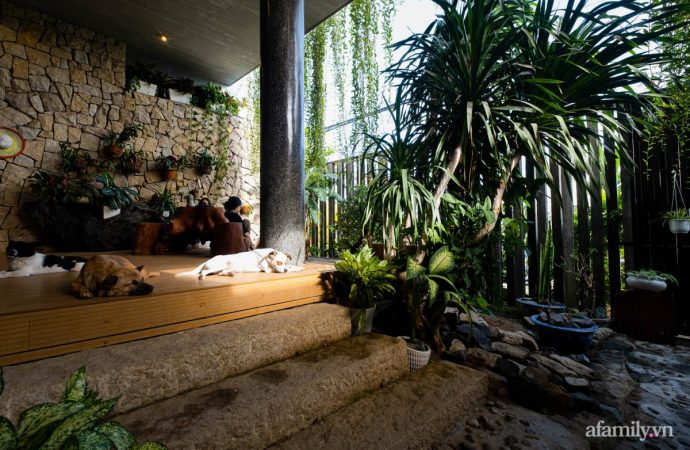 Căn nhà bình yên một cõi view sông tĩnh lặng cùng bóng nắng và cây xanh ở Nha Trang - Ảnh 12.