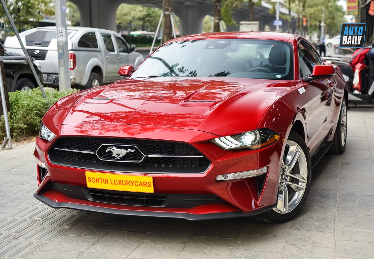 Chi tiết Ford Mustang Premium 2021 giá hơn 3 tỷ tại Việt Nam 4.jpg