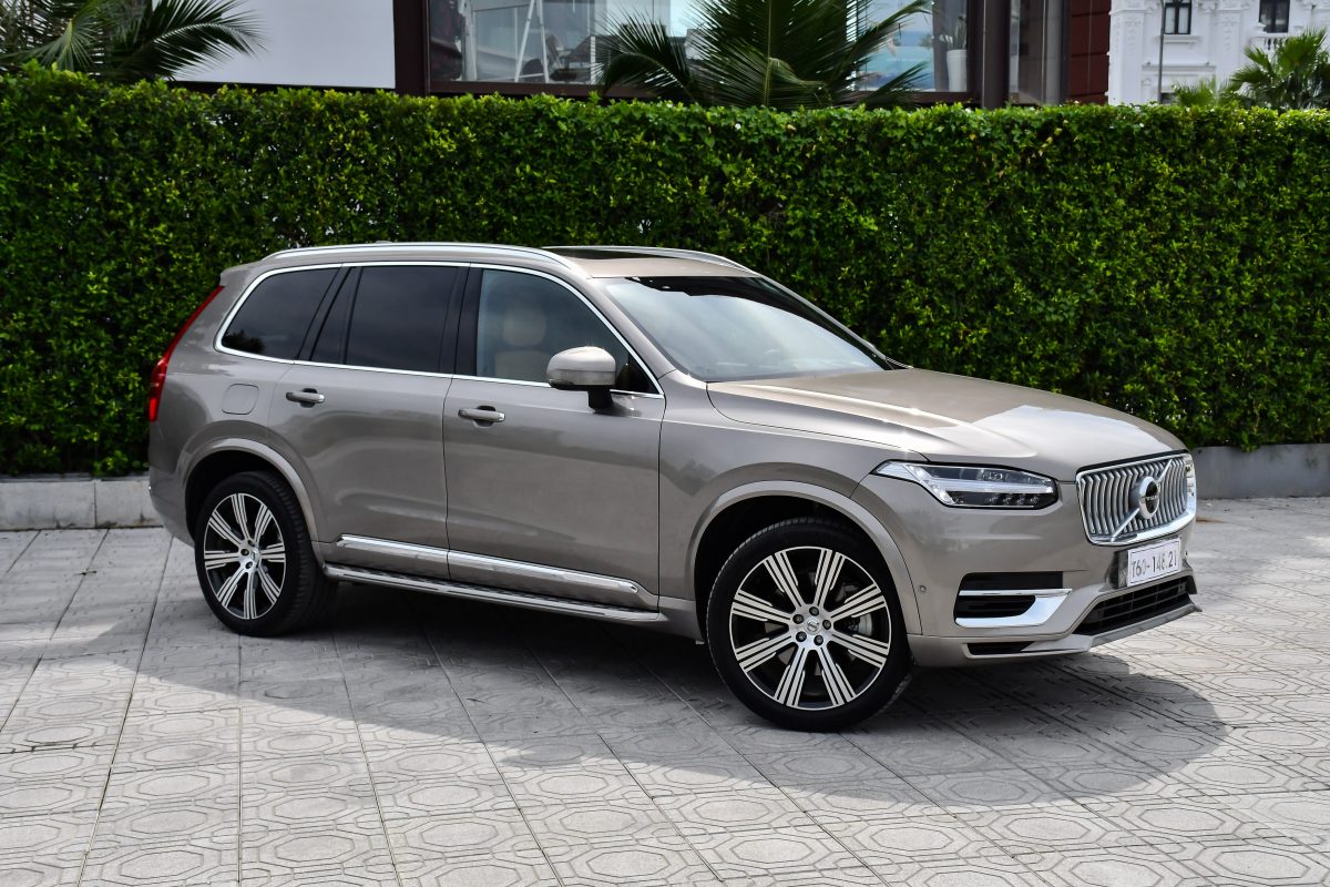 Volvo XC90 T8 Recharge anh 2