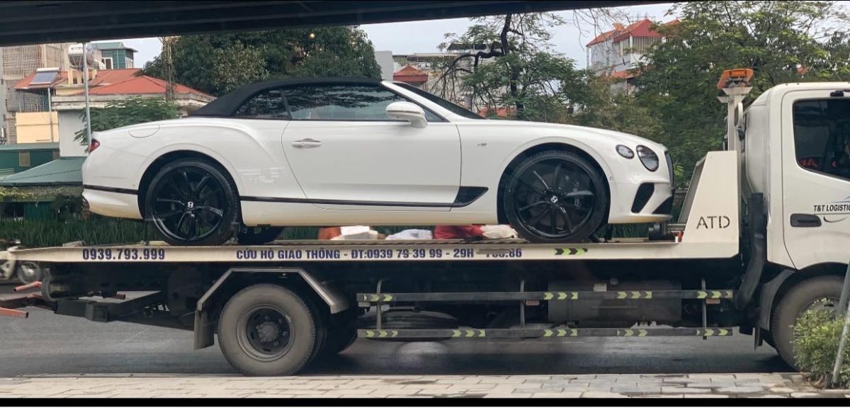 Bentley Continental GTC V8 2021 đầu tiên về Việt Nam, giá hơn 22 tỷ 272955376-2185589598254700-4292965795396129135-n.jpeg