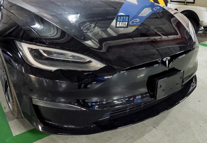 Cận cảnh xe điện 1.020 mã lực Tesla Model S Plaid tại Việt Nam tesla-model-s-9-copy.jpg
