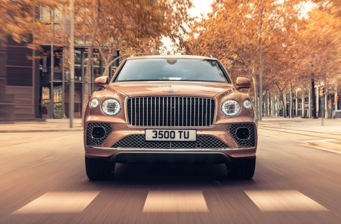 bentley, bentayga, ewb, bentayga ewb, bentley bentayga, bentley bentayga ewb, flying spur, bentley flying spur anh 3