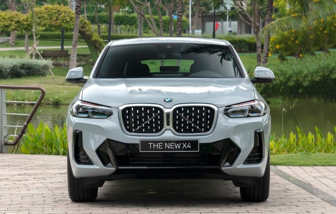 BMW X4 2022 chính thức ra mắt tại Việt Nam, giá từ 3,279 tỷ đồng bmw-x4-2022-2.jpg