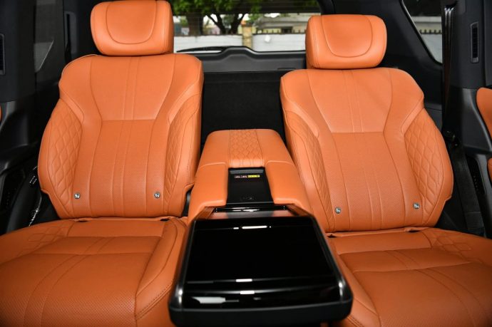Chi tiết Lexus LX600 Ultra Luxury 2022 nhập tư nhân về Việt Nam 281585220-1363062170864407-1164856319252325818-n.jpeg