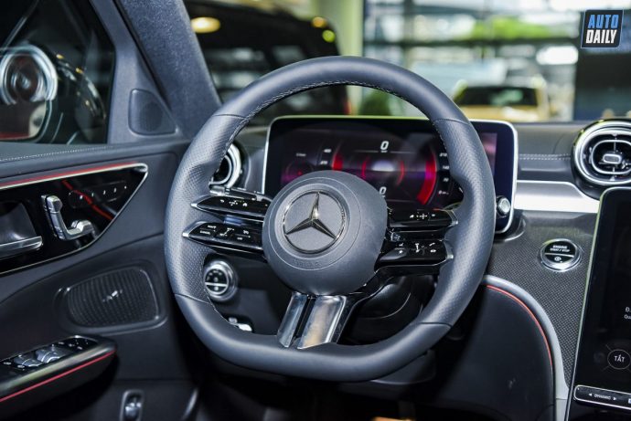 Chi tiết Mercedes-Benz C300 AMG First Edition 2022 giá 2,399 tỷ tại đại lý c300-amg-fe-2022-36.jpg