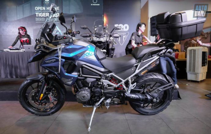 Dàn xe Triumph Tiger 1200 và Tiger 900 Bond Edition cập bến Việt Nam Triumph Tiger 1200 GT Pro.jpg