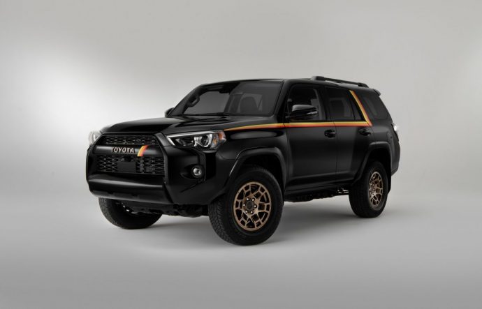 Toyota 4Runner phiên bản kỷ niệm 40 năm theo phong cách hoài cổ, giới hạn chỉ 4.040 chiếc 2023-toyota-4runner-40th-anniversary-edition-1.jpg