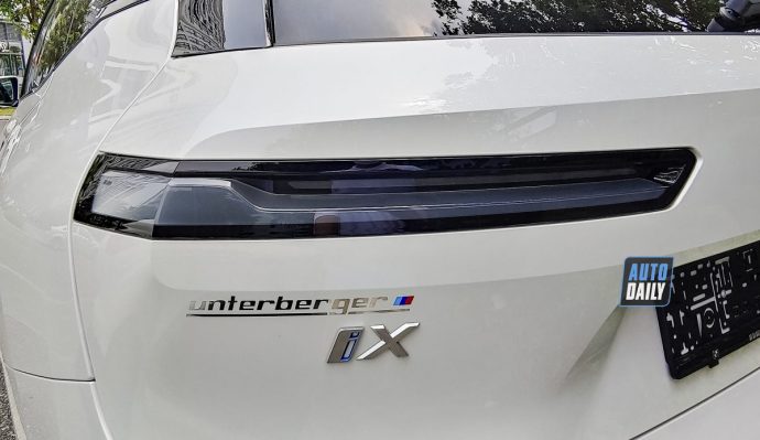 Xe điện BMW iX 2022 bất ngờ xuất hiện tại Việt Nam bmw-ix-202216-copy.jpg
