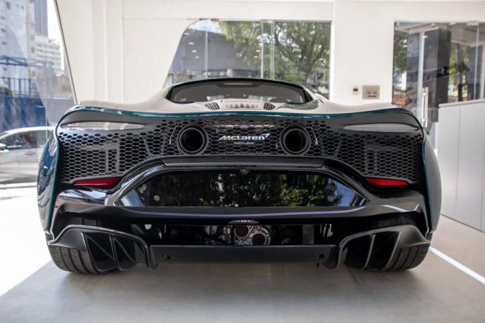 McLaren Artura anh 2