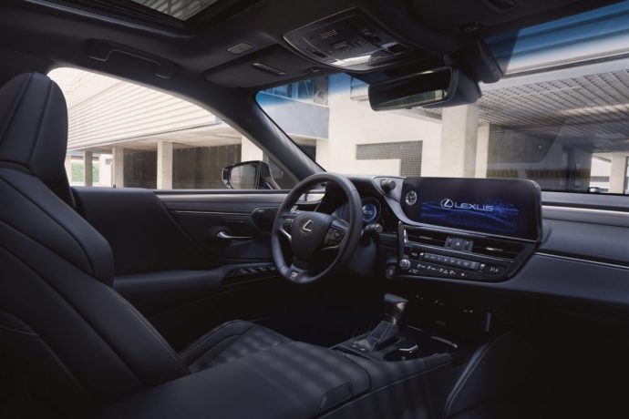 Lexus ES 2023 ra mắt, nâng cấp công nghệ lexus-es-upgraded-for-the-2023-model-year-sports-sedan-becomes-smarter-10.jpg