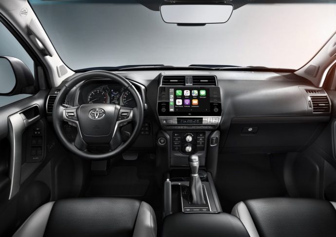 Toyota Land Cruiser phiên bản đặc biệt Matt Black Edition trình làng 2022-toyota-land-cruiser-matt-black-edition-3.jpg