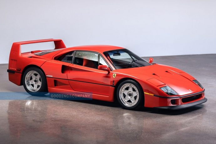 Ferrari F40 anh 3