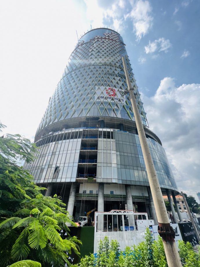 Dự án Saigon One Tower "hồi sinh", giá bán khoảng 1 tỉ đồng/m2 - ảnh 3