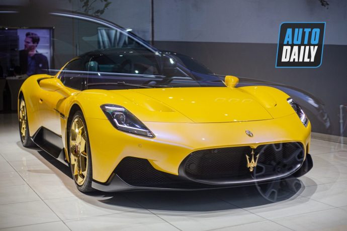 Khám phá Maserati MC20 mạ vàng độc nhất Việt Nam, riêng tiền độ tốn hơn 2 tỷ đồng maserati-mc20-ma-vang-doc-nhat-autodaily-1.JPG