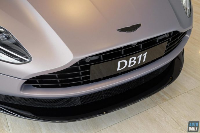 Soi kĩ Aston Martin DB11 V8 Coupe nâng cấp có giá bán hơn 19 tỷ đồng tại VN Aston Martin DB11 V8 Coupe nâng cấp (18).jpg