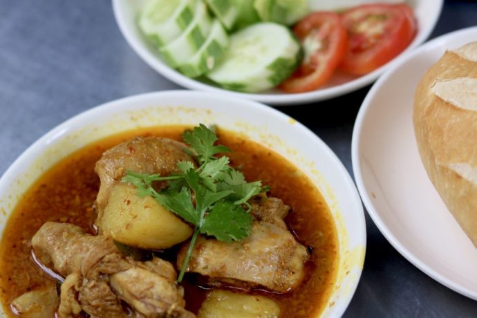 Món ngon Q.Phú Nhuận, TP.HCM: Cà ri Ấn Độ khách muốn ăn phải đến sớm… chờ - ảnh 3