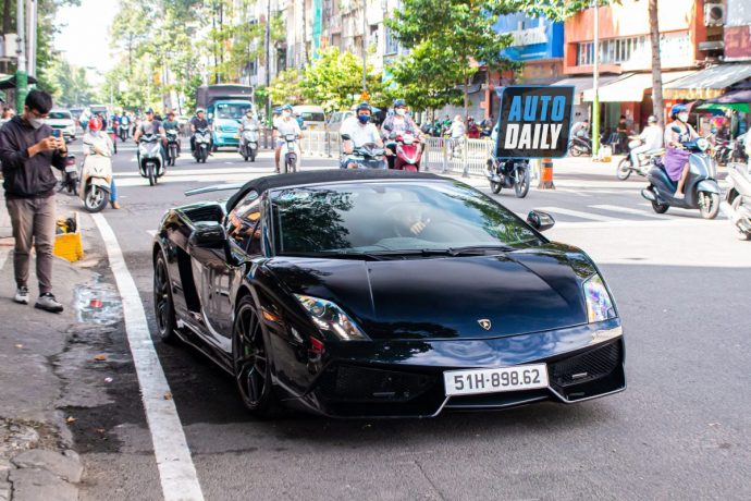 ‘Đổi gió’ sang Lamborghini, ông Đặng Lê Nguyên Vũ tậu ngay chiếc Gallardo Spyder hàng hiếm lamborghini-gallardo-spyder-performante-qua-vu-autodaily-1.JPG