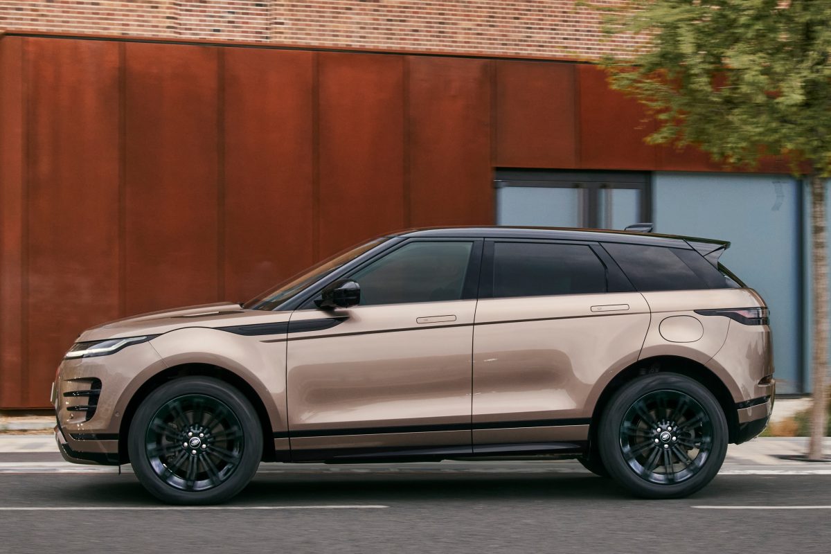 land rover, range rover, evoque, range rover evoque, land rover range rover, suv, dia hinh, crossover, jaguar, mercedes, bmw, audi, porsche, maserati, mercedes-benz, jlr, facelift, evoque 2024 anh 5