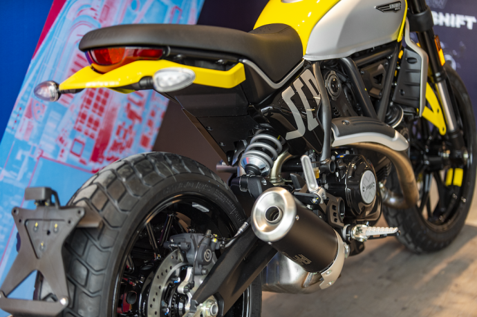 Ducati Scrambler thế hệ thứ 2 cập bến Việt Nam, giá từ 379 triệu đồng Ducati Scrambler Icon 2023 (2).png