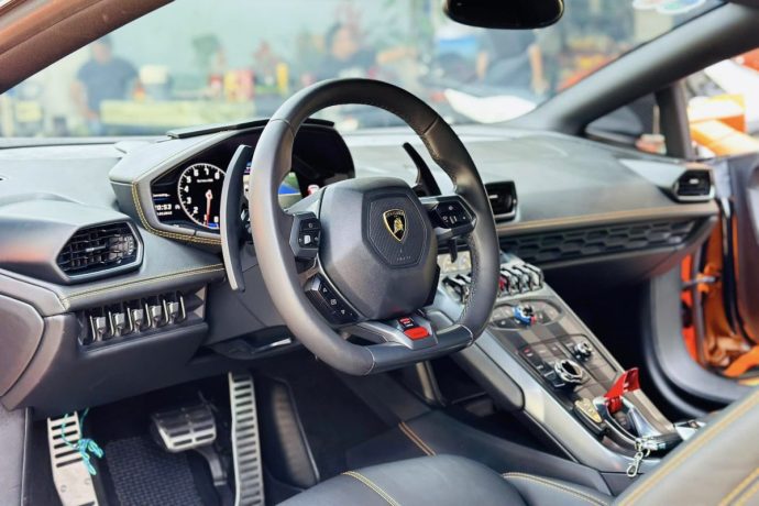 Đại gia Cần Thơ chi hơn 8 tỷ mua Lamborghini Huracan, lắp thêm biển tứ quý 8 huracan-tu-quy-8-autodaily-5.jpg