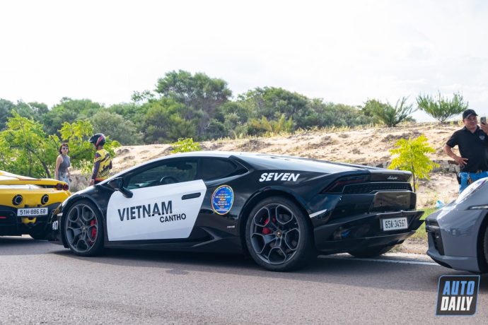Đại gia Cần Thơ chi hơn 8 tỷ mua Lamborghini Huracan, lắp thêm biển tứ quý 8 huracan-tu-quy-8-autodaily-10.JPG